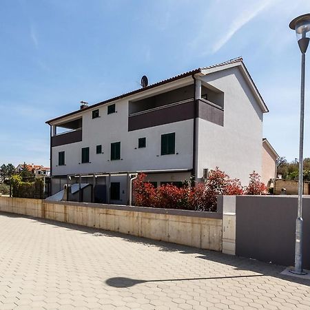 Apartment Adria 3 Malinska Buitenkant foto
