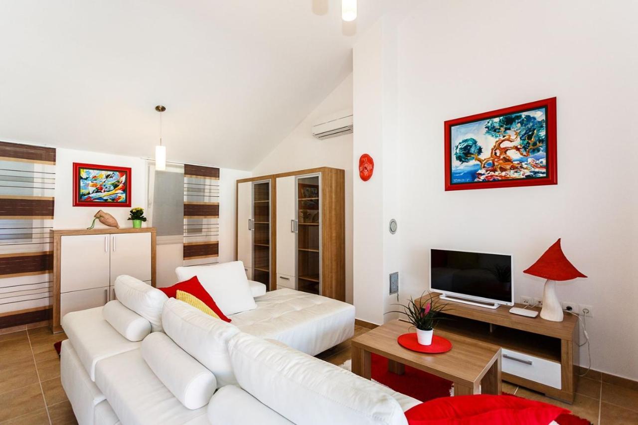 Apartment Adria 3 Malinska Buitenkant foto