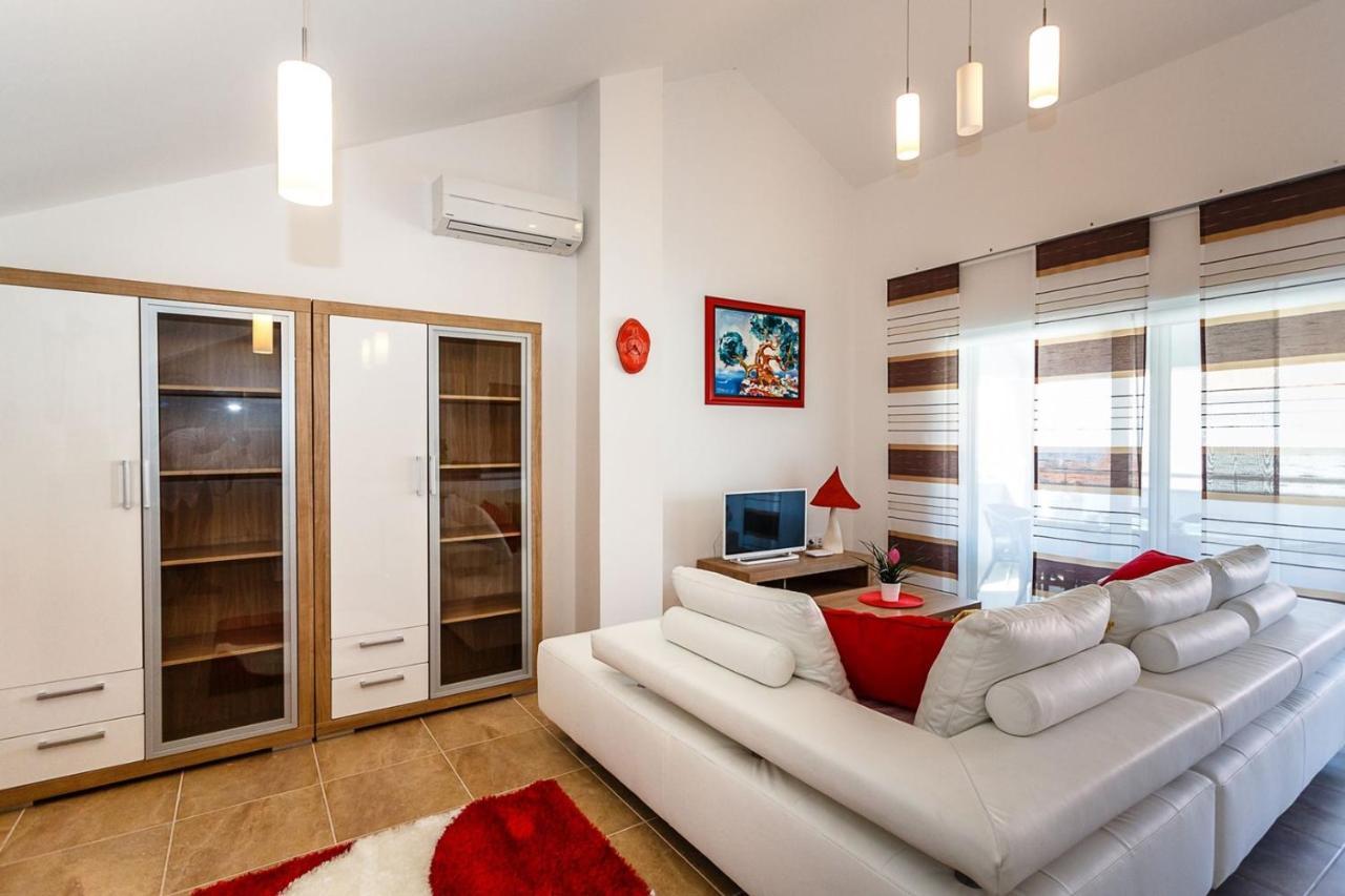 Apartment Adria 3 Malinska Buitenkant foto