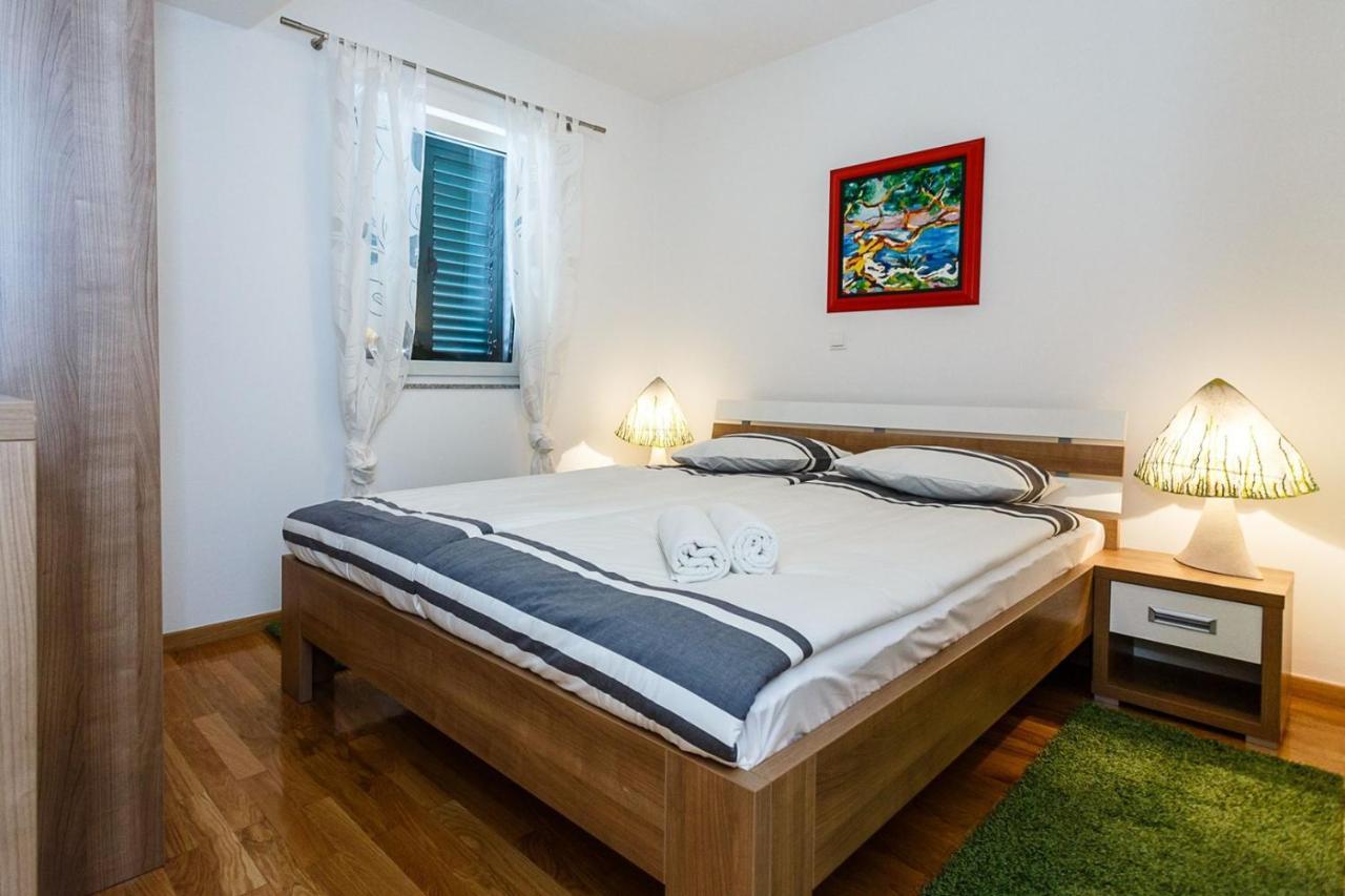 Apartment Adria 3 Malinska Buitenkant foto