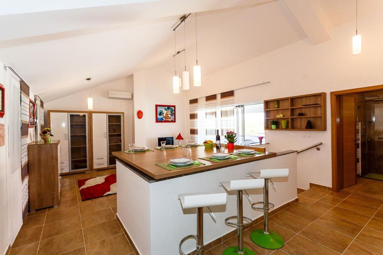 Apartment Adria 3 Malinska Buitenkant foto