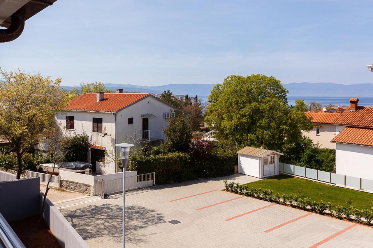 Apartment Adria 3 Malinska Buitenkant foto