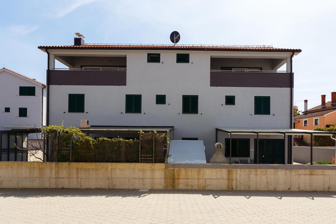 Apartment Adria 3 Malinska Buitenkant foto